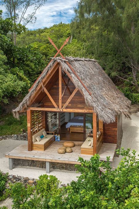 Top Luxury Cabins: Eco-Friendly Retreats Blending Green Living with Opulence